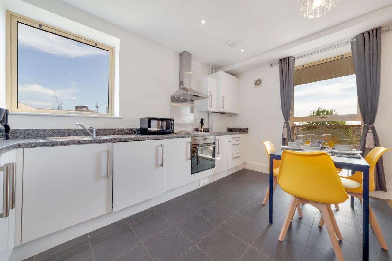 Flourish Apartments - Mulberry House - Tottenham Лондон Экстерьер фото